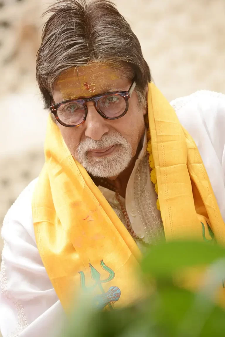 Amitabh Bachchan in Pooja
