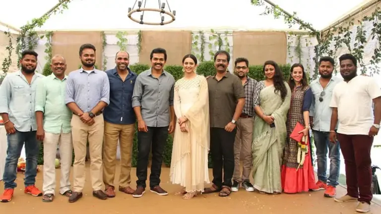 Karthi with movie team